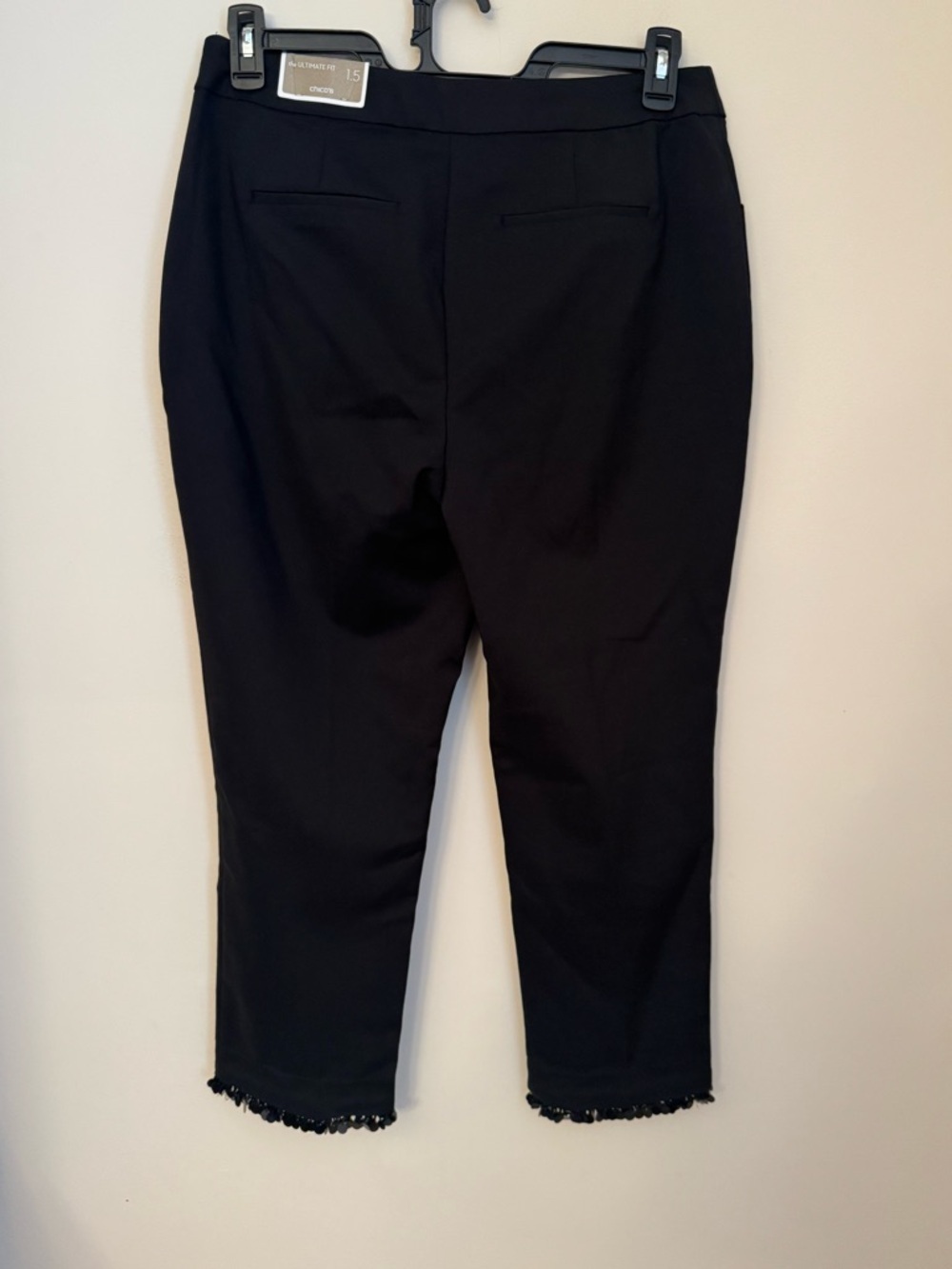 Chico’s The Ultimate Fit Beaded Hem Black Slim Ankle Pant NWT Size 1.5R US 10 - Picture 2 of 9